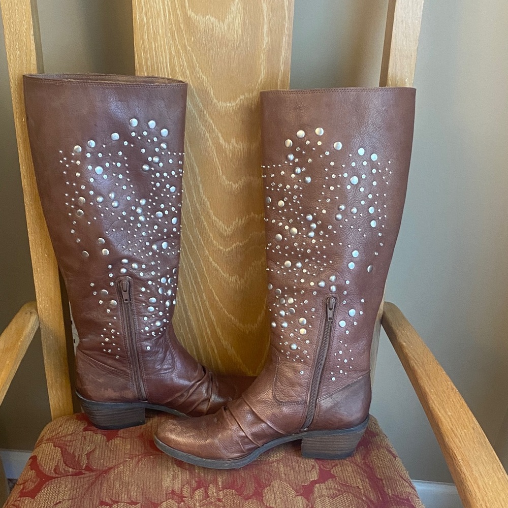 Reba brown leather  Knee-High Studded Boots size 8.5M